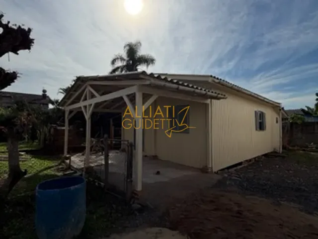 Casa 2 quartos e 1 banheiro, para alugar, no bairro Centro em Sapiranga