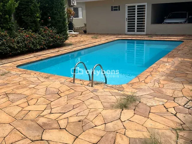 Casa 5 quartos e 2 banheiros, à venda, no bairro Jardim Nova Yorque em Araçatuba