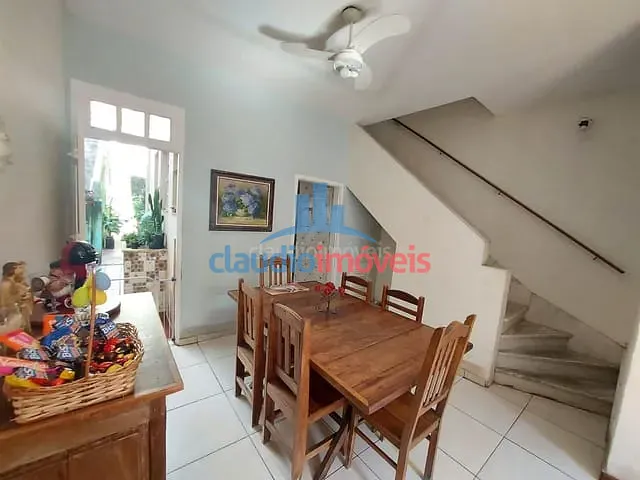 Casa com 110m² 2 quartos e 2 banheiros, à venda, no bairro Centro em Barra Mansa