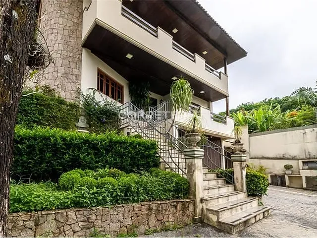 Casa 5 quartos e 7 banheiros, à venda, no bairro Morumbi em São Paulo