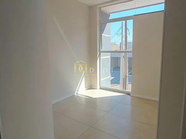 Casa 3 quartos e 5 banheiros, à venda, no bairro Jardim Julita em Porto Feliz