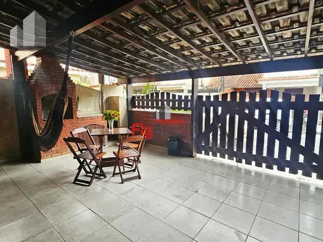 Casa com 65m² 2 quartos e 1 banheiro, à venda, no bairro Cosmorama em Mesquita
