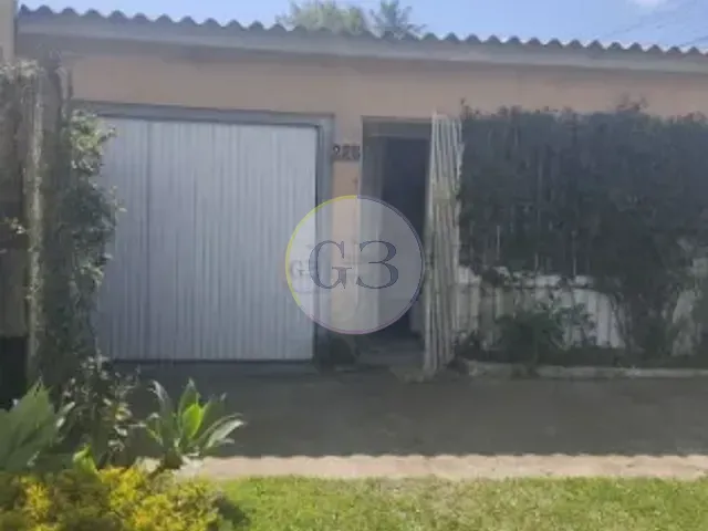 Casa 2 quartos e 3 banheiros, à venda, no bairro Areal em Pelotas