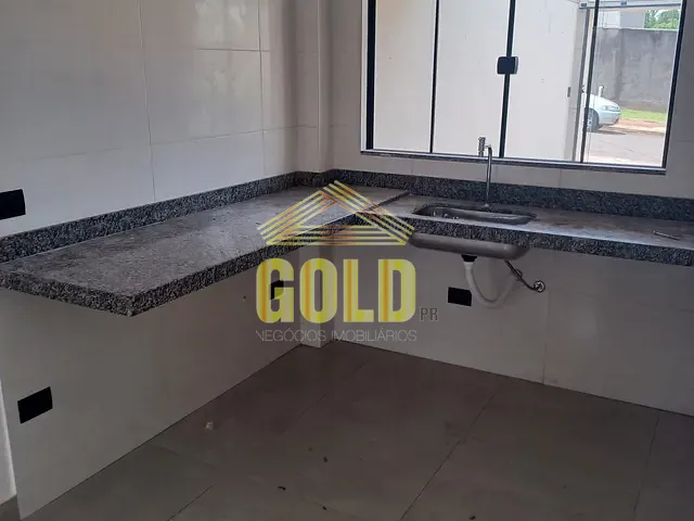 Casa 3 quartos e 2 banheiros, à venda, no bairro Jardim Prefeito Milton Menezes em Londrina