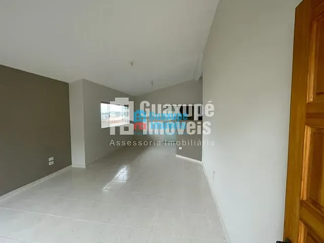Casa com 230m² 3 quartos e 4 banheiros, à venda, no bairro Residencial Alto da Colina em Guaxupé