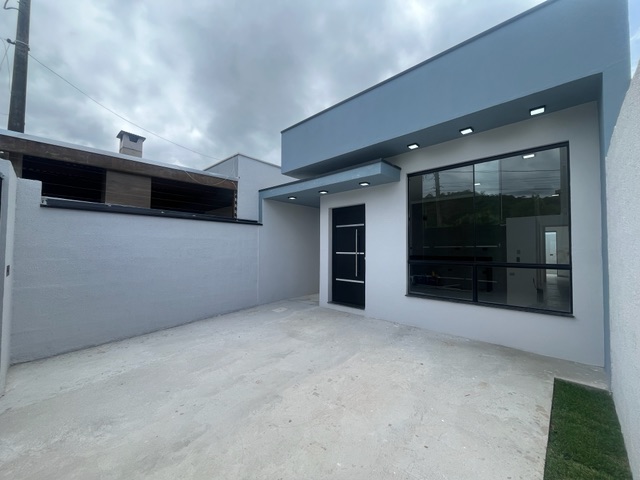 Foto do Casa - Casa plana, recém costruida, à venda, com dois dormitórios sendo uma suíte, no Jardim das Gaivotas, Caraguatatuba, SP | Innova Imobiliária