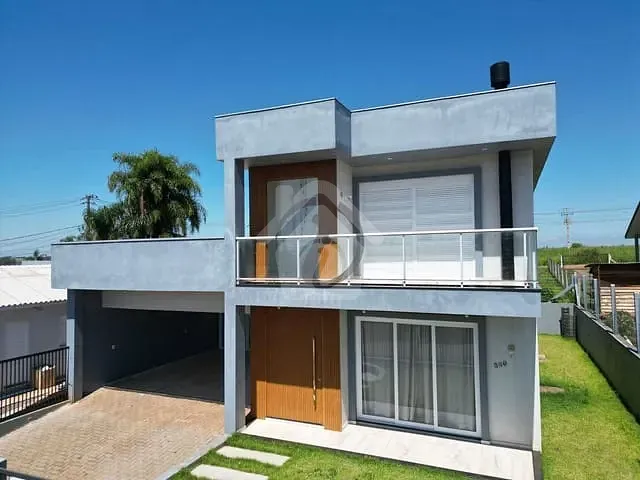 Casa com 181m² 3 quartos e 2 banheiros, à venda, no bairro Canabarro em Teutônia