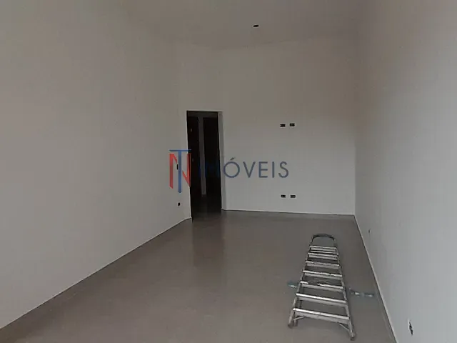 Casa com 176m² 3 quartos e 2 banheiros, à venda, no bairro Nova Cerejeiras em Atibaia