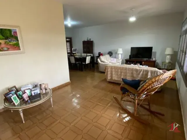 Casa 3 quartos e 3 banheiros, à venda, no bairro Belas Artes em Itanhaém
