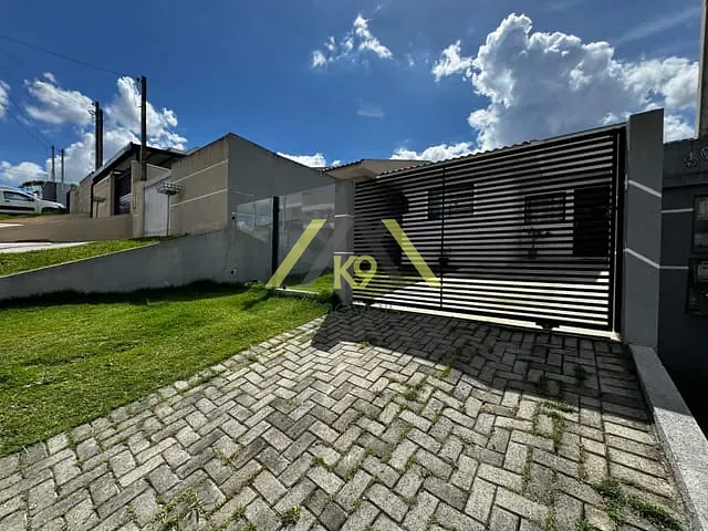 Casa com 252m² 3 quartos e 1 banheiro, à venda, no bairro Embu em Colombo