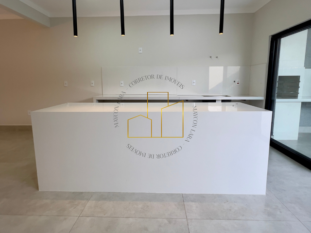 Casa com 268m² 4 quartos e 4 banheiros, à venda, no bairro Jardim Líbano/ Jardim Seminario/ Santo Agostinho em Franca