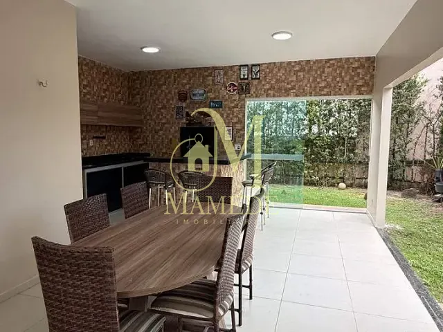 Casa 4 quartos e 5 banheiros, à venda, no bairro Tenoné em Belém