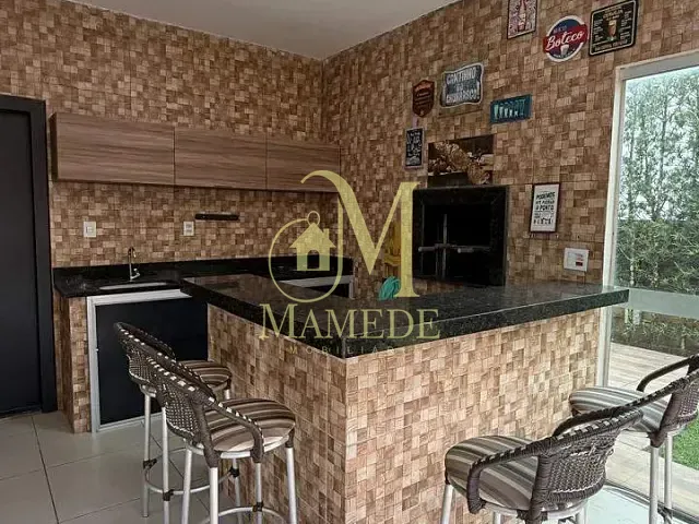 Casa 4 quartos e 5 banheiros, à venda, no bairro Tenoné em Belém