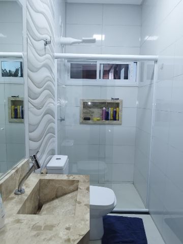 Casa 4 quartos e 3 banheiros, à venda, no bairro Jardim Mariliza em Goiânia
