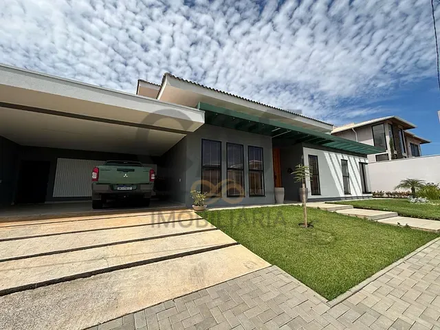 Casa com 720m² 4 quartos e 5 banheiros, à venda, no bairro Residencial Portal do Sol em Holambra