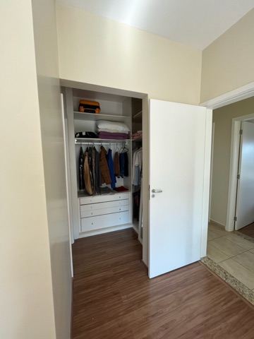 Casa com 270m² 3 quartos e 4 banheiros, à venda, no bairro Jardim Novo Mundo em Jundiaí