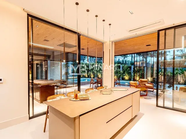 Casa 5 quartos e 9 banheiros, à venda, no bairro Tamboré em Santana de Parnaíba