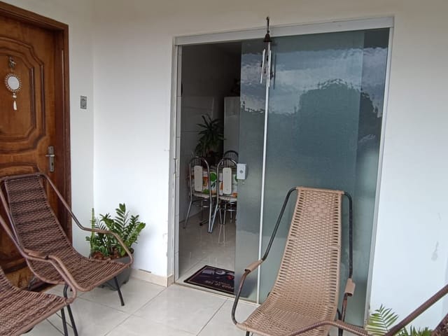 Casa com 301m² 3 quartos e 1 banheiro, à venda, no bairro Planta São Francisco em Cambé