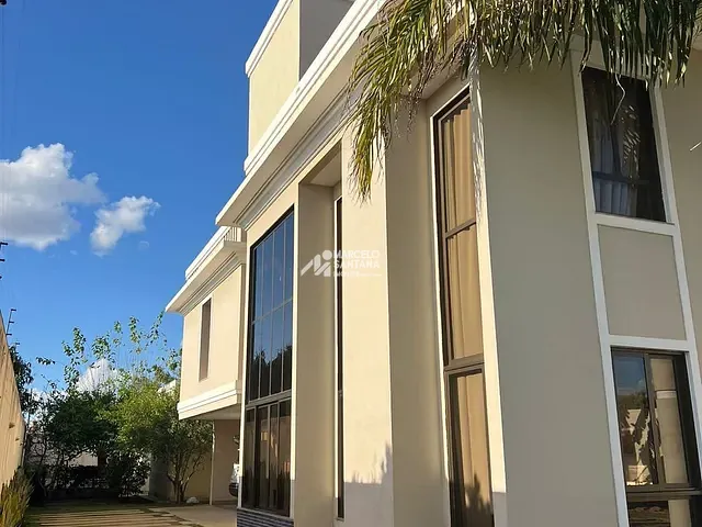 Casa com 1000m² 5 quartos e 5 banheiros, à venda, no bairro Boa Vista em Vitória da Conquista