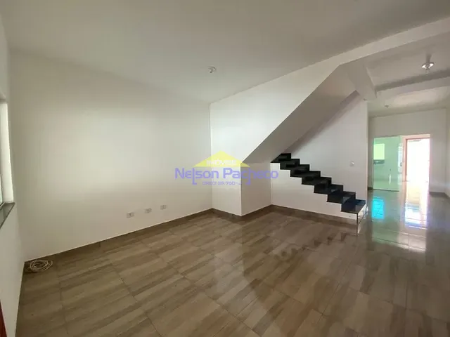 Casa com 1m², à venda, no bairro Vila Nova em Capivari