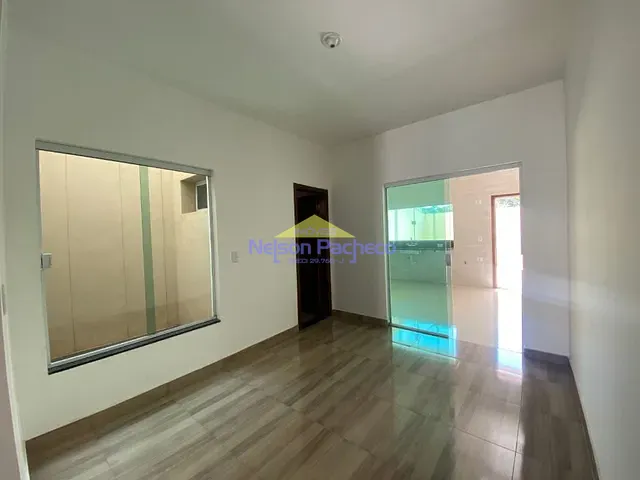 Casa com 1m², à venda, no bairro Vila Nova em Capivari