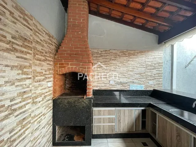Casa com 250m² 3 quartos e 2 banheiros, à venda, no bairro Planalto do Sol II em Santa Bárbara D'Oeste
