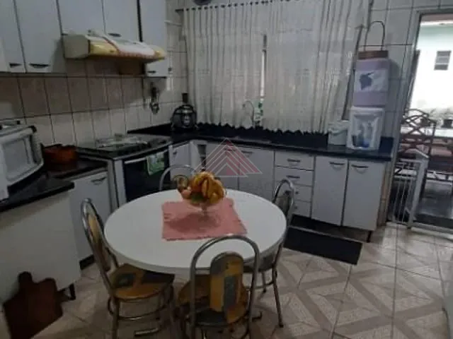 Casa com 264m² 7 quartos e 5 banheiros, à venda, no bairro Jardim Zaira em Mauá