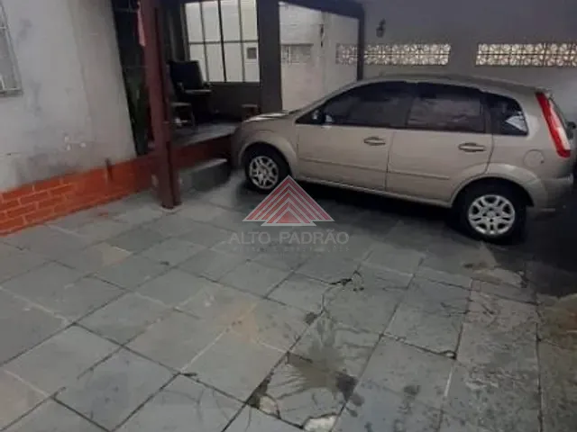 Casa com 264m² 7 quartos e 5 banheiros, à venda, no bairro Jardim Zaira em Mauá