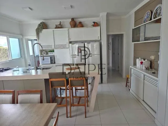 Casa com 380m² 3 quartos e 2 banheiros, à venda, no bairro Atlântida Sul em Osório