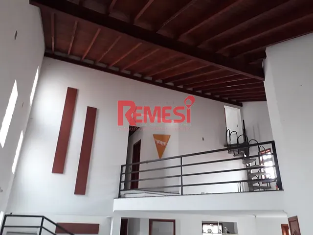 Casa com 275m² 4 quartos e 2 banheiros, à venda, no bairro Parque Residencial Esplanada em Não Informado