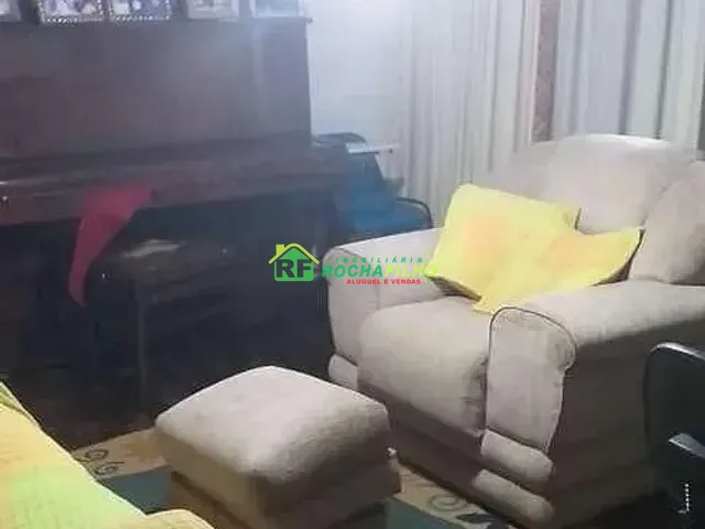 Casa com 2800m² 4 quartos e 3 banheiros, à venda ou para alugar, no bairro Jóquei em Teresina
