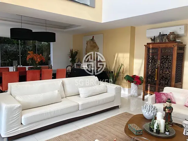 Casa com 600m² 3 quartos e 4 banheiros, à venda ou para alugar, no bairro Barra da Tijuca em Rio de Janeiro