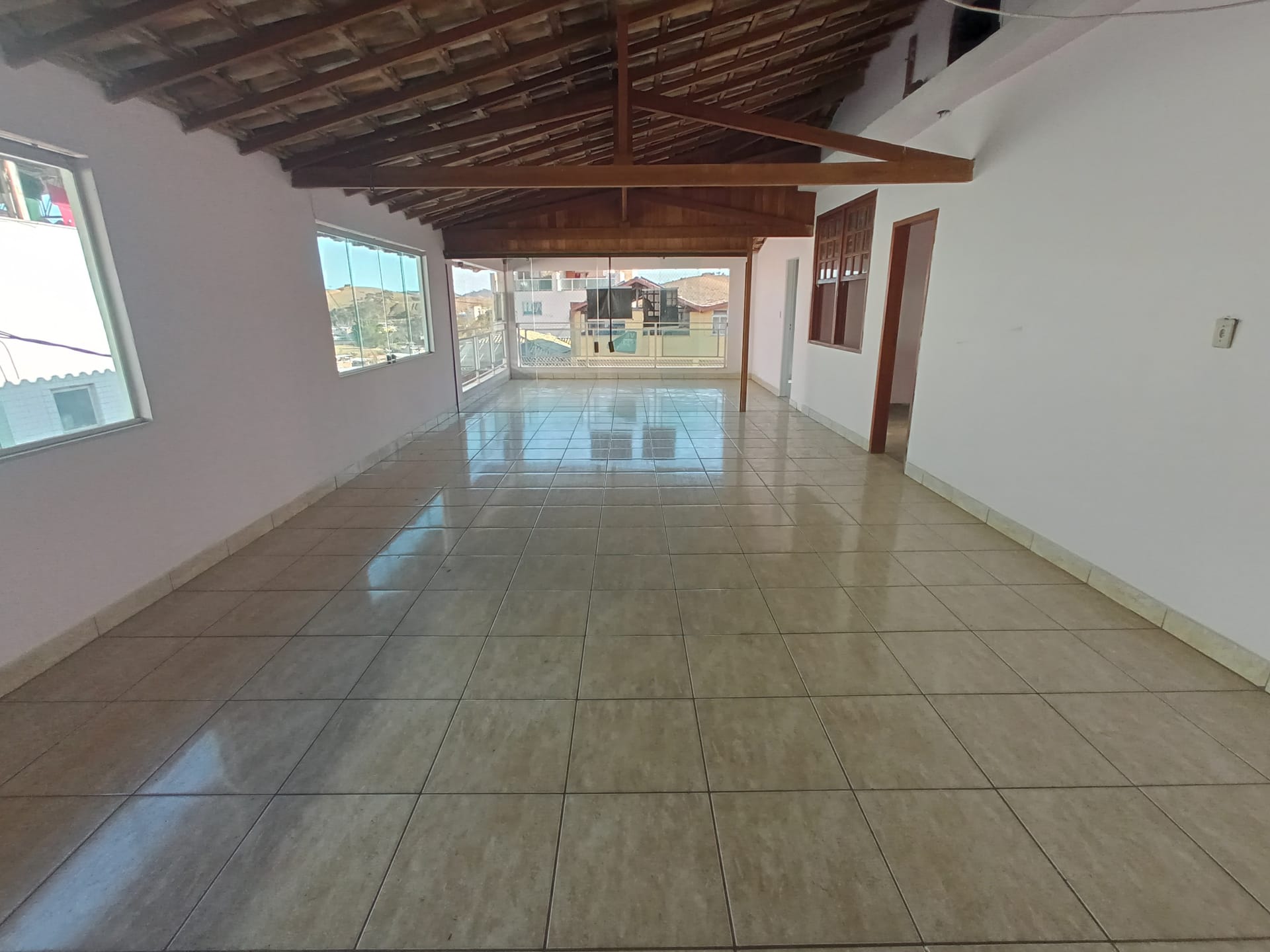 Casa à venda 4 Quartos, 4 Vagas, 160M², JARDIM AMERICA, RIO POMBA - MG - foto 2