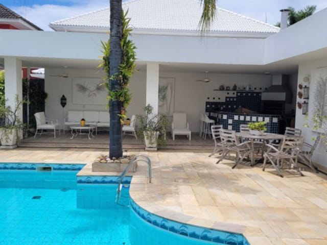 Casa com 660m² 4 quartos e 5 banheiros, à venda, no bairro Barra da Tijuca em Rio de Janeiro