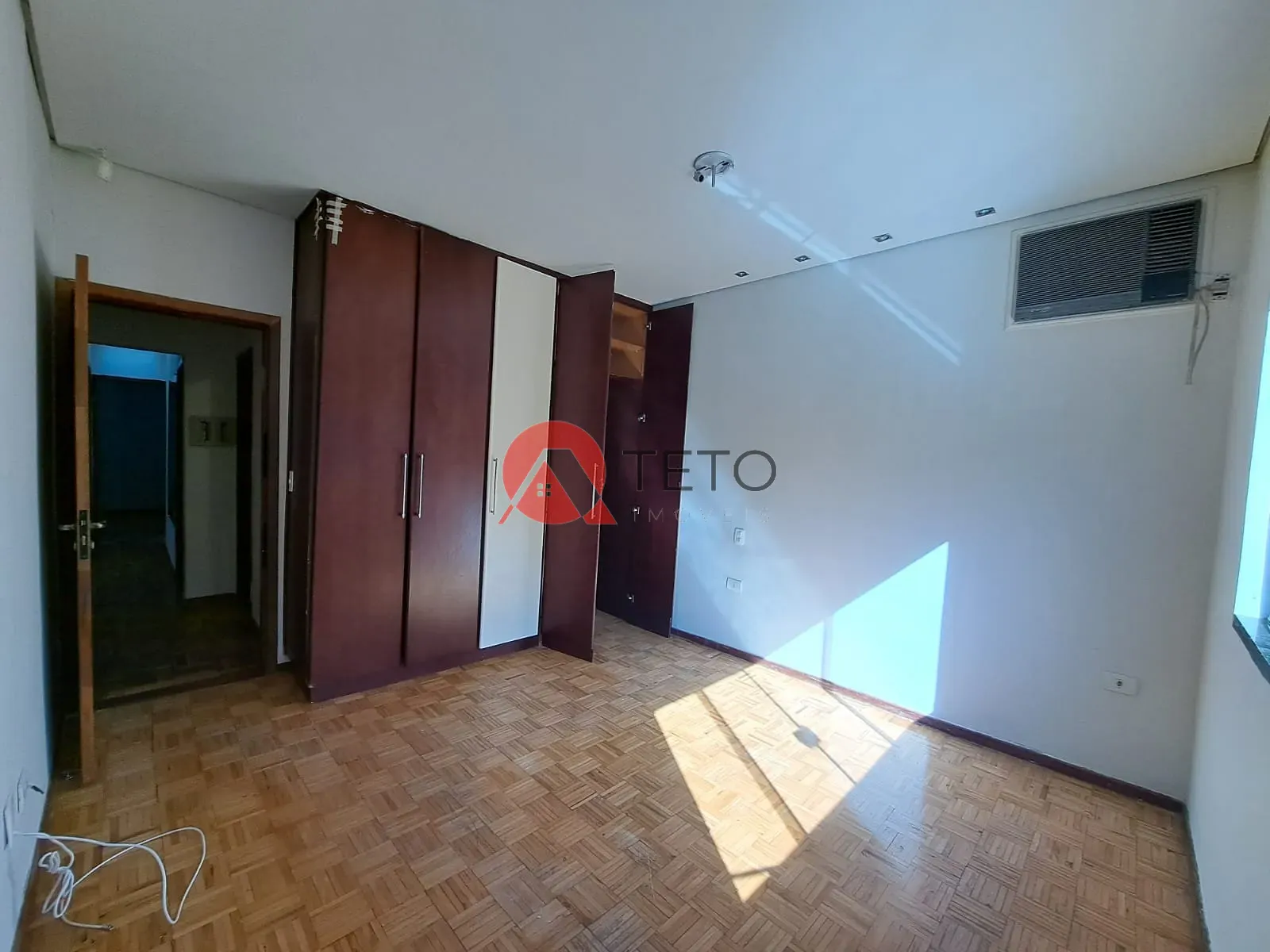 Casa, 4 quartos, 165 m² - Foto 9