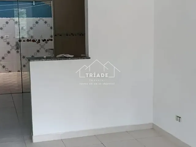 Casa com 93m² 2 quartos e 1 banheiro, à venda, no bairro Jardim dos Cordeiros em Contenda