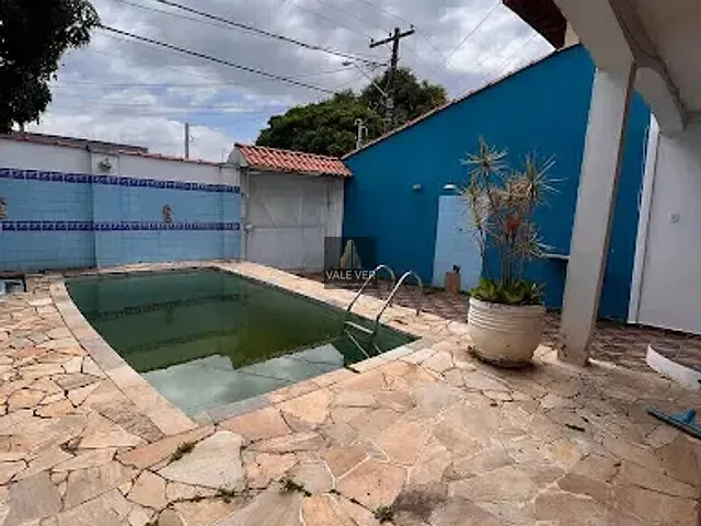 Casa com 250m² 4 quartos e 2 banheiros, à venda, no bairro Jardim Colorado em São José dos Campos