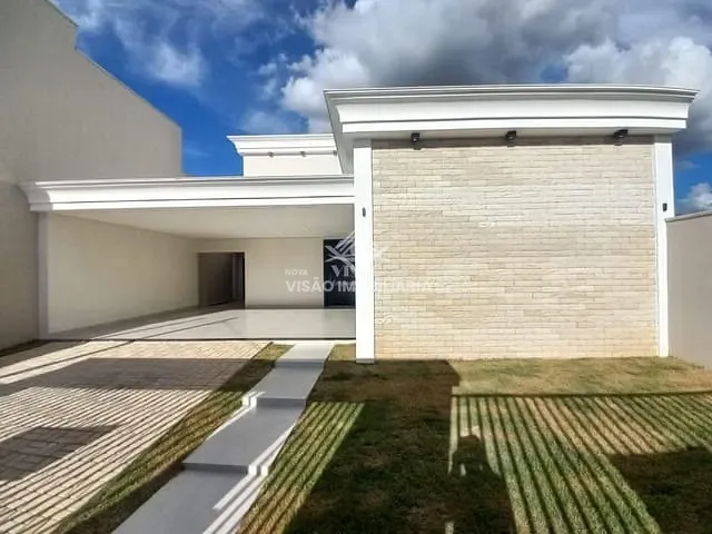 Casa com 352m², à venda, no bairro Aquarela das Artes em Sinop