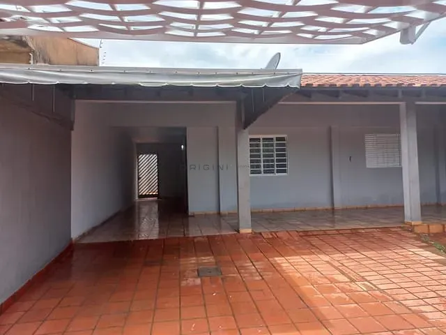 Casa com 200m² 3 quartos e 2 banheiros, à venda, no bairro Maria Aparecida Pedrossian em Campo Grande