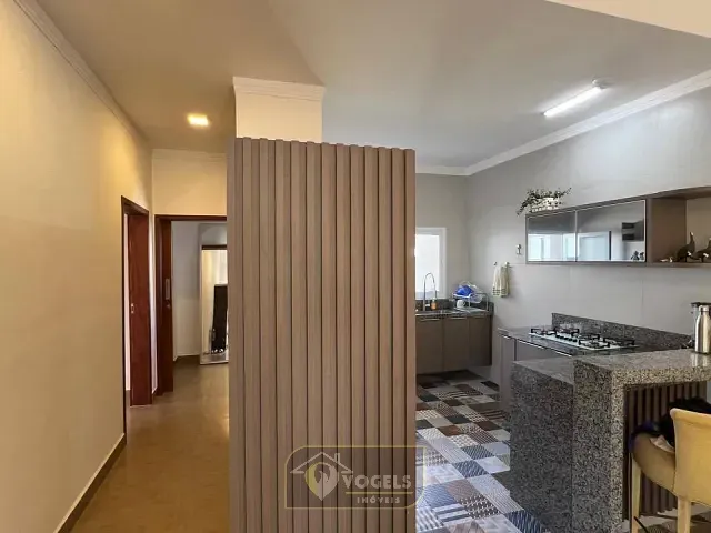 Casa 2 quartos e 3 banheiros, à venda, no bairro Parque Residencial Nova Holanda em Holambra