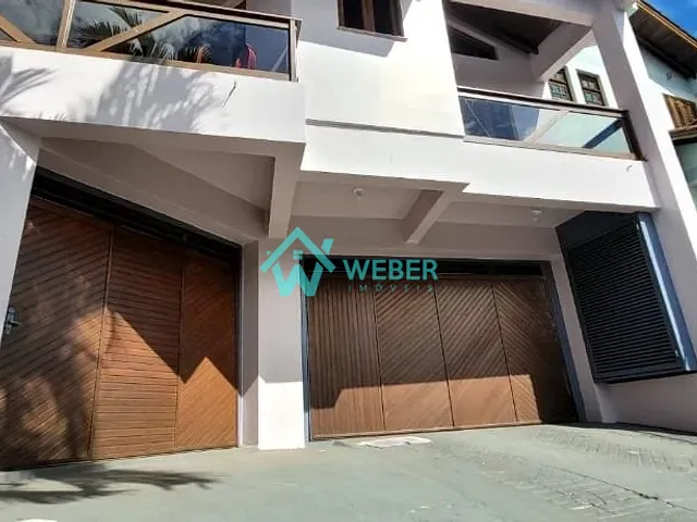 Casa com 458m² 3 quartos e 4 banheiros, para alugar, no bairro Primavera em Novo Hamburgo