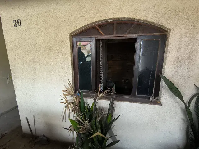 Casa com 160m² 2 quartos e 1 banheiro, à venda, no bairro Vila Romanópolis em Ferraz de Vasconcelos