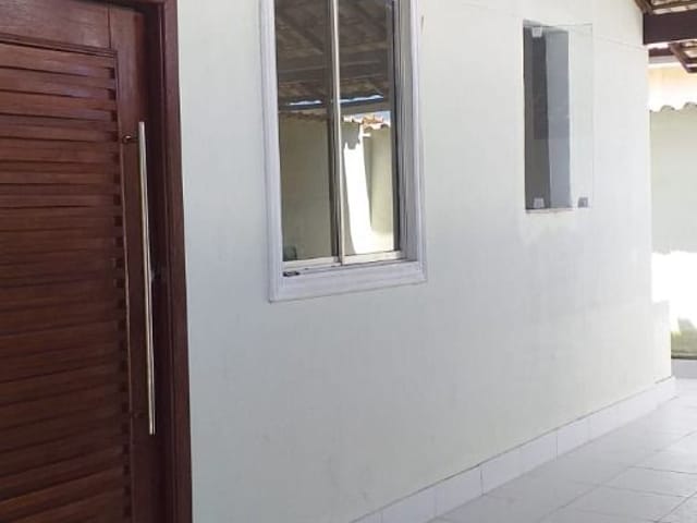 Casa com 260m² 2 quartos e 1 banheiro, à venda ou para alugar, no bairro Nova Cidade em Macaé