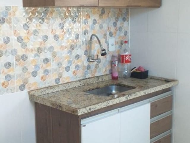 Casa com 260m² 2 quartos e 1 banheiro, à venda ou para alugar, no bairro Nova Cidade em Macaé