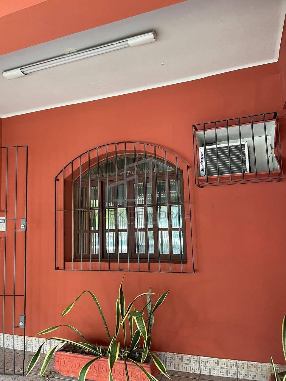 Casa, 4 quartos, 193 m² - Foto 1