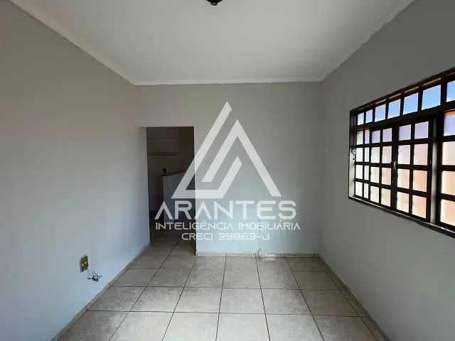 Casa com 200m² 2 quartos e 1 banheiro, para alugar, no bairro Pereira em Barretos