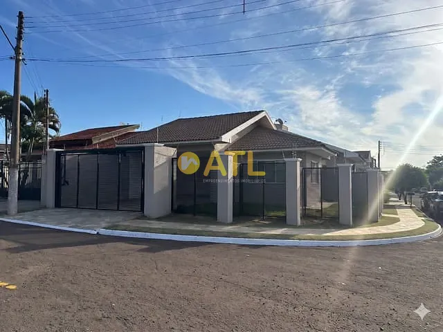 Casa 3 quartos e 2 banheiros, à venda, no bairro Vila Soares em Ourinhos