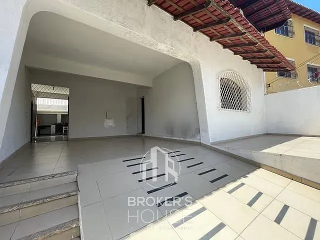 Casa com 387m² 5 quartos e 4 banheiros, à venda, no bairro Jucutuquara em Vitória
