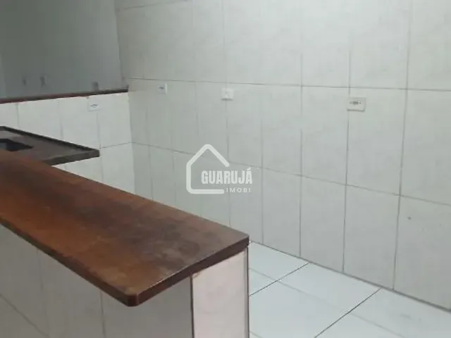 Casa com 50m² 1 quarto e 2 banheiros, para alugar, no bairro Jardim Progresso (Vicente de Carvalho) em Guarujá