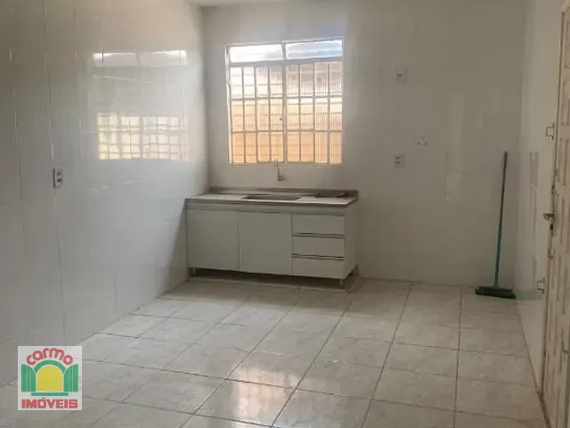 Casa com 170m² 4 quartos e 3 banheiros, à venda, no bairro Setor Central em Anápolis